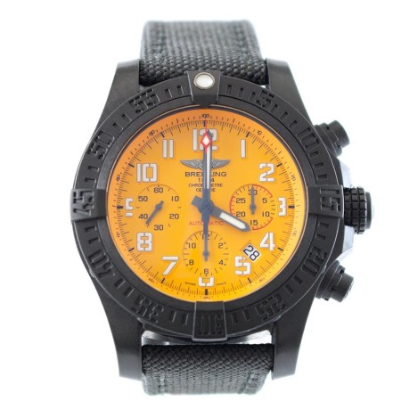Breitling Uhr Avenger Hurricane 45 gebraucht XB0180